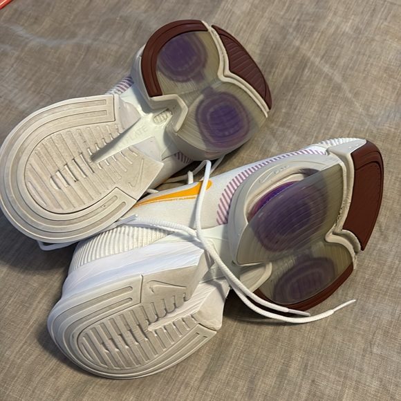 Women’s Nike like new - Picture 4 of 4